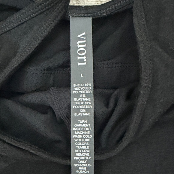 Vuori Black Tank Top - Picture 2 of 3